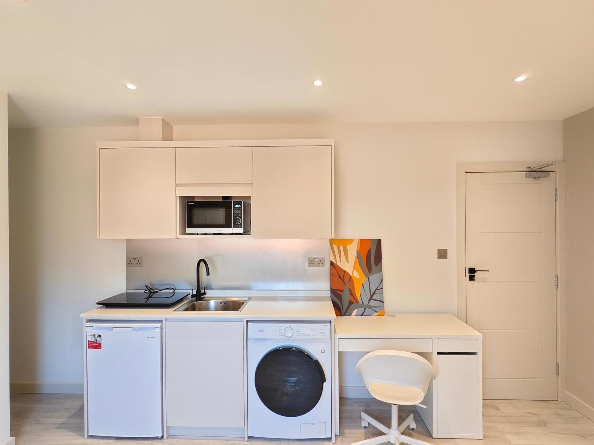 Morden Stratford Studio 1 Hotel Лондон Екстериор снимка
